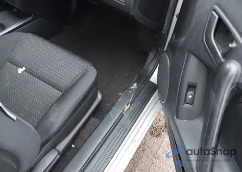 2008 Hyundai Tiburon Gs z USA, uszkodzony, nr VIN KMHHM66D08U268552